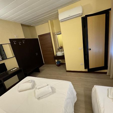 מסטרה Hotel Guidi מראה חיצוני תמונה
