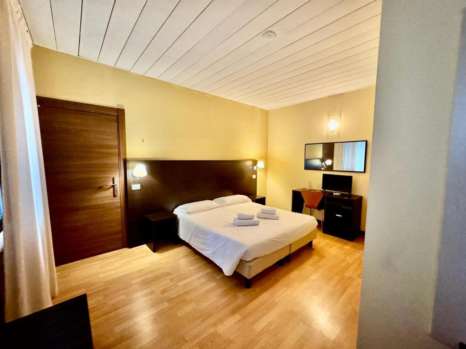 מסטרה Hotel Guidi מראה חיצוני תמונה