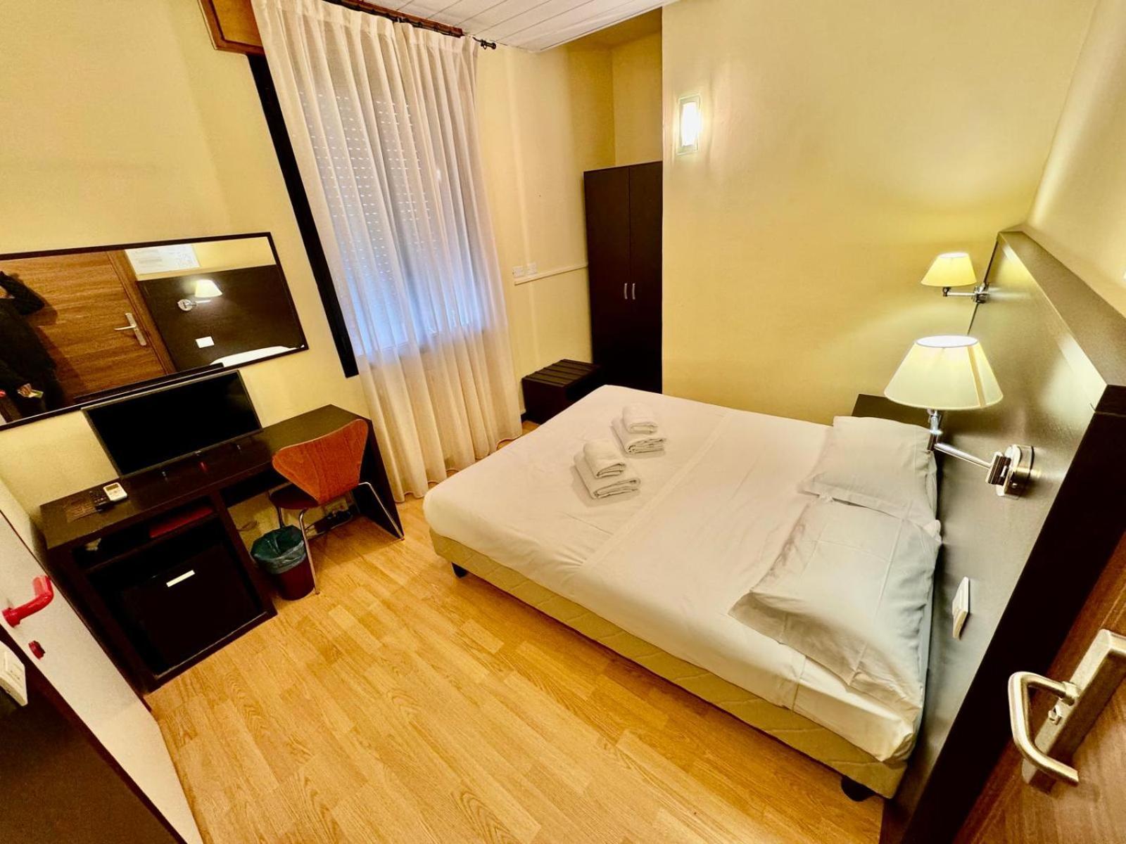 מסטרה Hotel Guidi מראה חיצוני תמונה
