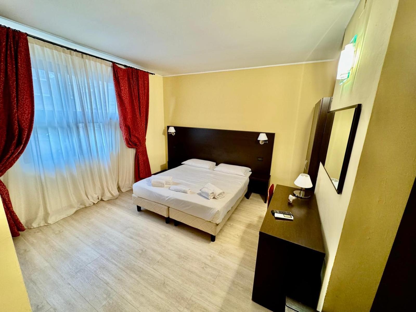 מסטרה Hotel Guidi מראה חיצוני תמונה