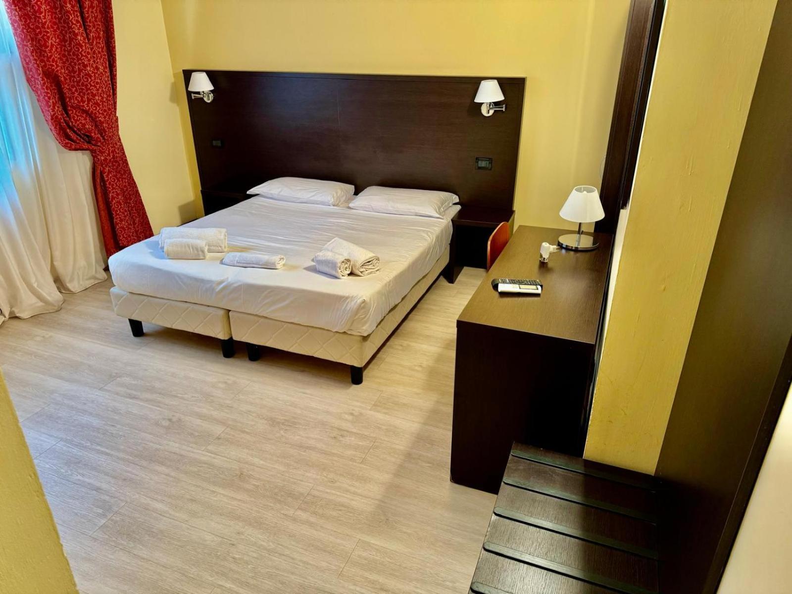 מסטרה Hotel Guidi מראה חיצוני תמונה