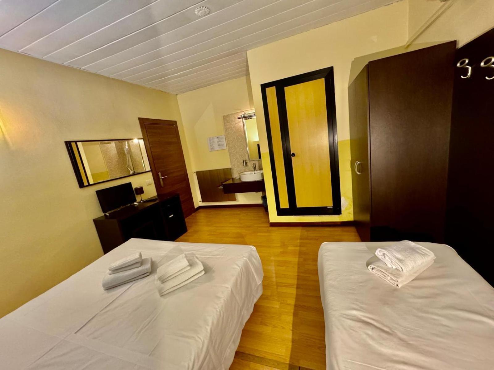 מסטרה Hotel Guidi מראה חיצוני תמונה