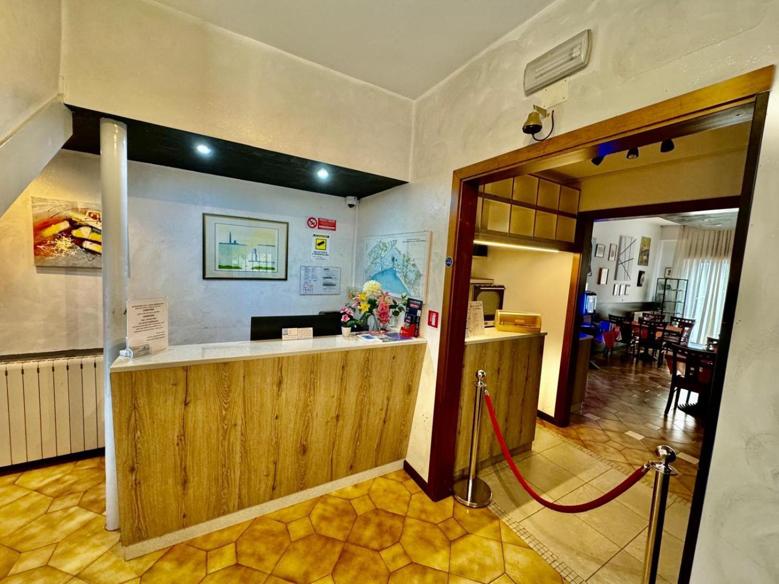 מסטרה Hotel Guidi מראה חיצוני תמונה